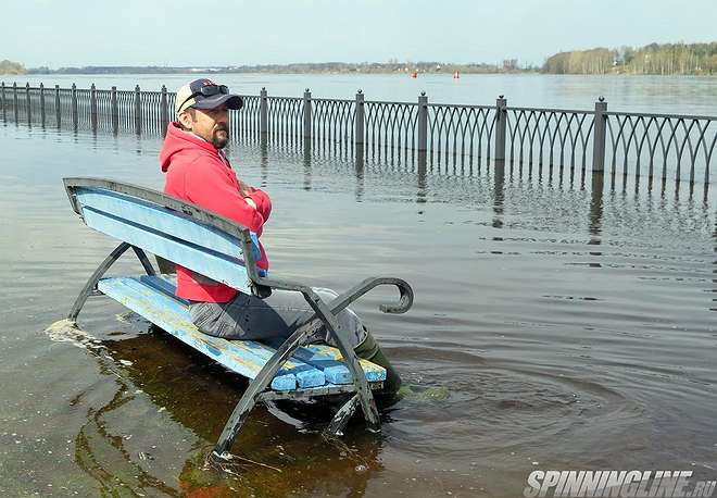 Изображение 1 : Паводок в Рыбинске - не скучаем!